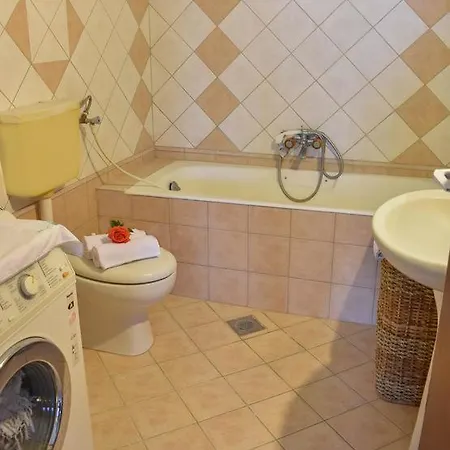 Dream View بيت للعطل Kypseli